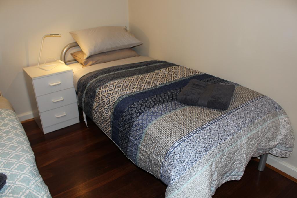 Parkline Victoria Park Somerset <br>1 - 7 guests